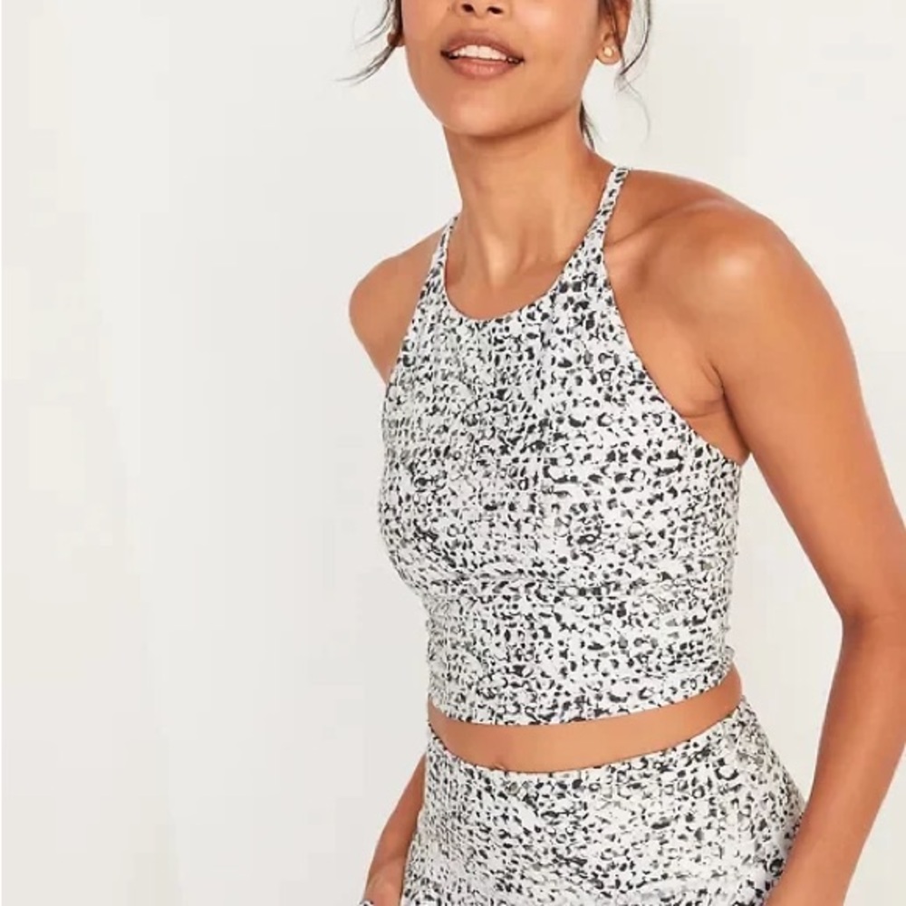 Size Small Old Navy Powersoft Long Line Sports Bra